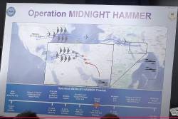 439881