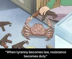 656880